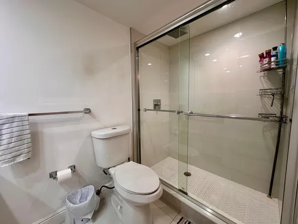 $5,000 | 1880 South Ocean Drive, Unit TS705, Hallandale Beach, FL 33009
