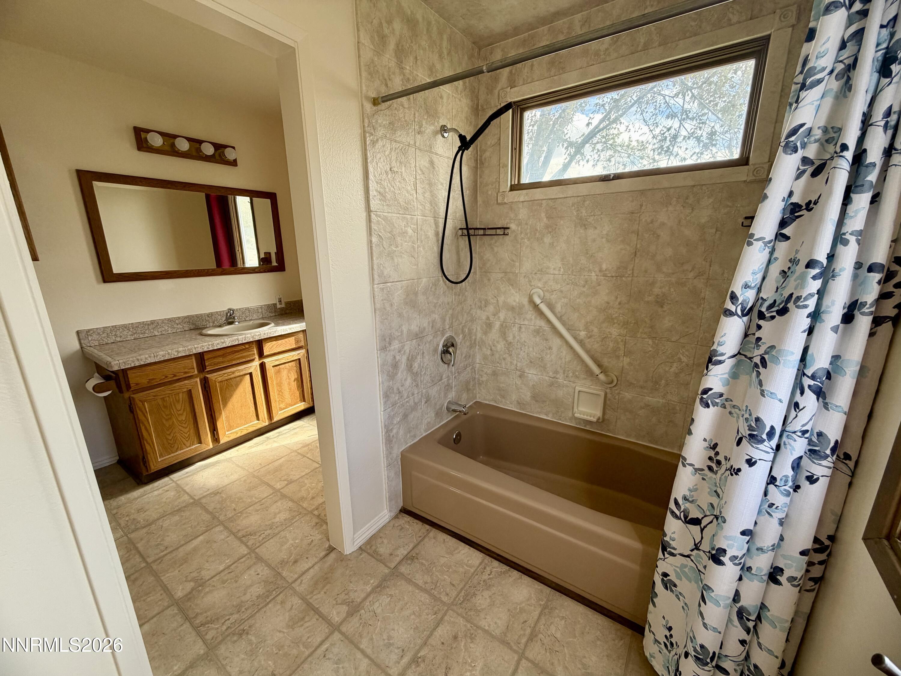 305 Rowel Circle Reno, NV 89508 - Photo 19 of 36 IMG_5142