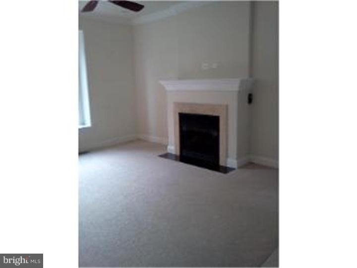 338 A Ross Road King of Prussia, PA 19406 - Photo 3 of 7 Living Room