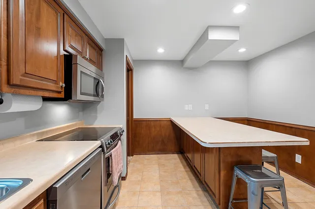 $414,900 | 2931 Grande Rue, Unit RUE, Green Bay, WI 54301