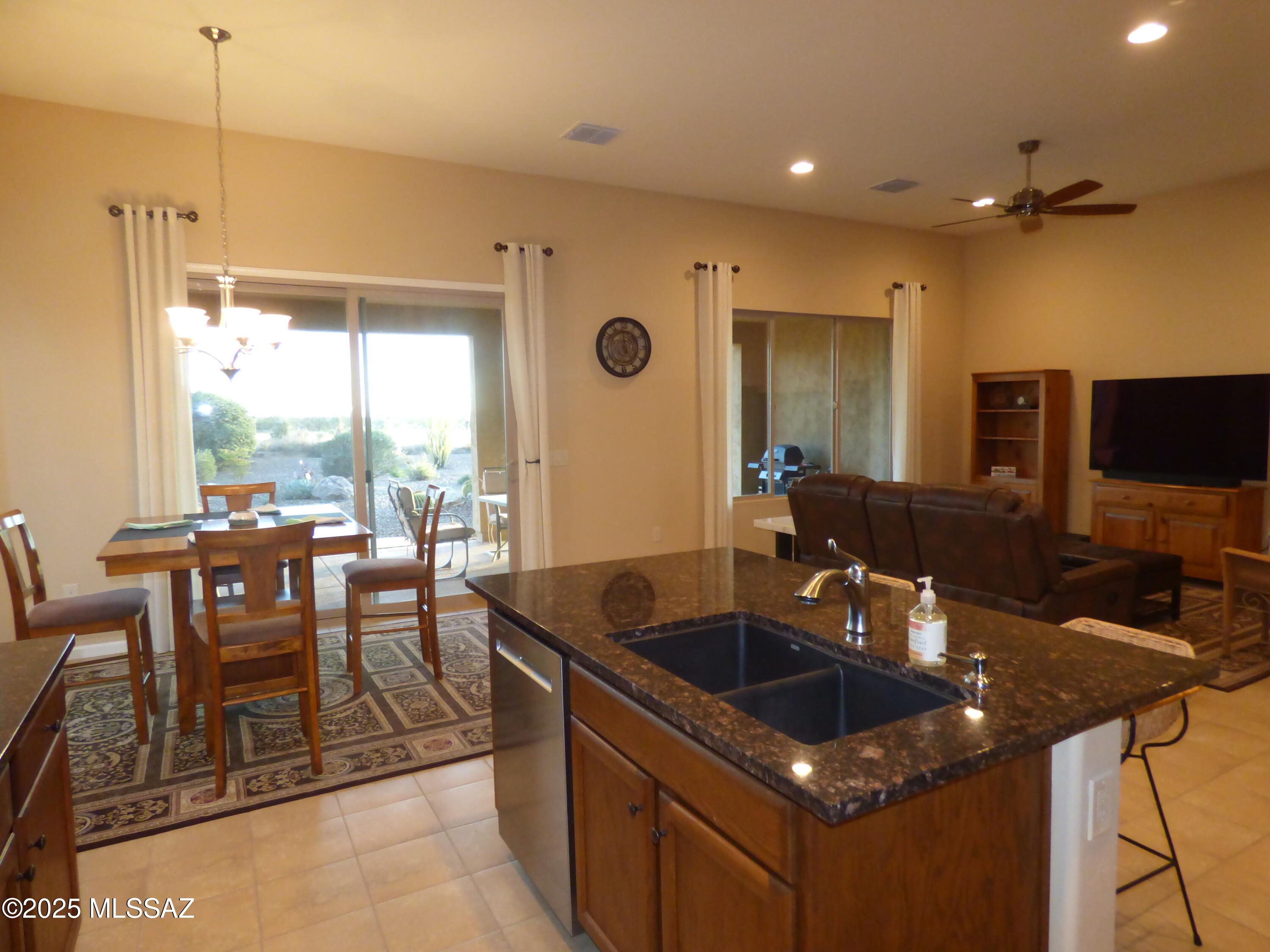 61217 East Arbor Basin Road Oracle, AZ 85623 - Photo 8 of 40