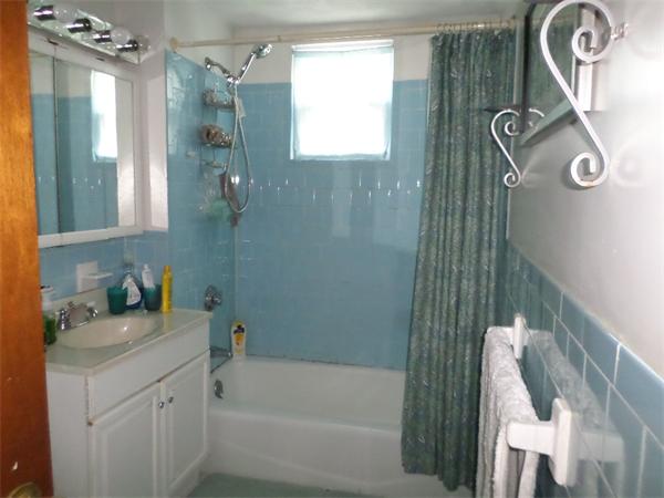 40 Westmore Road Boston, MA 02126 - Photo 5 of 28 Gallery Image 5