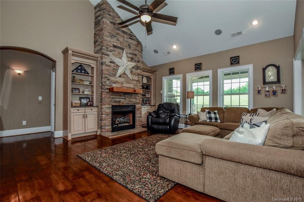 840 Edmiston Road Mooresville, NC 28115 - Photo 4 of 26 Gallery Image 4