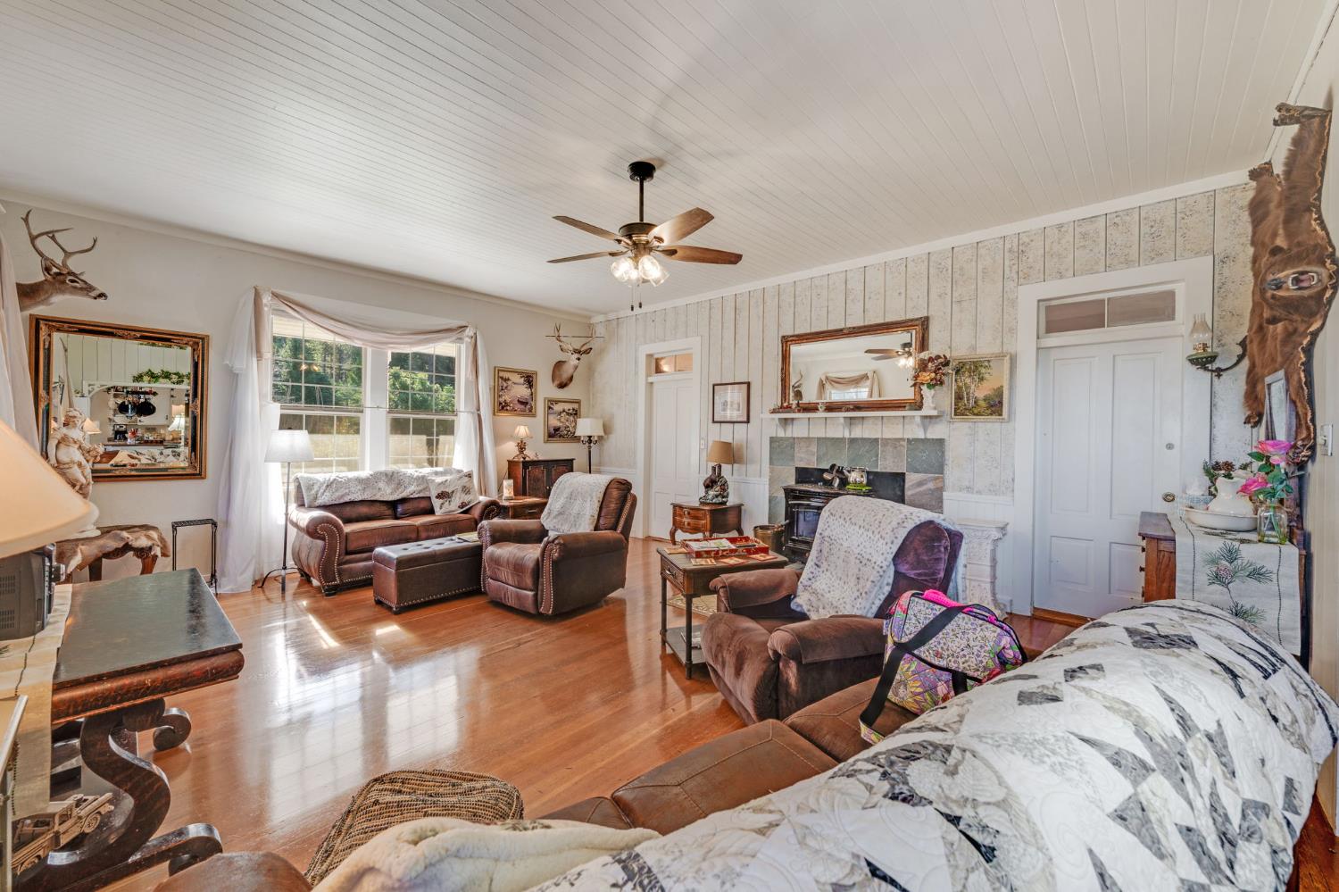 3217 Pleasant Valley Road Placerville, CA 95667 - Photo 16 of 69