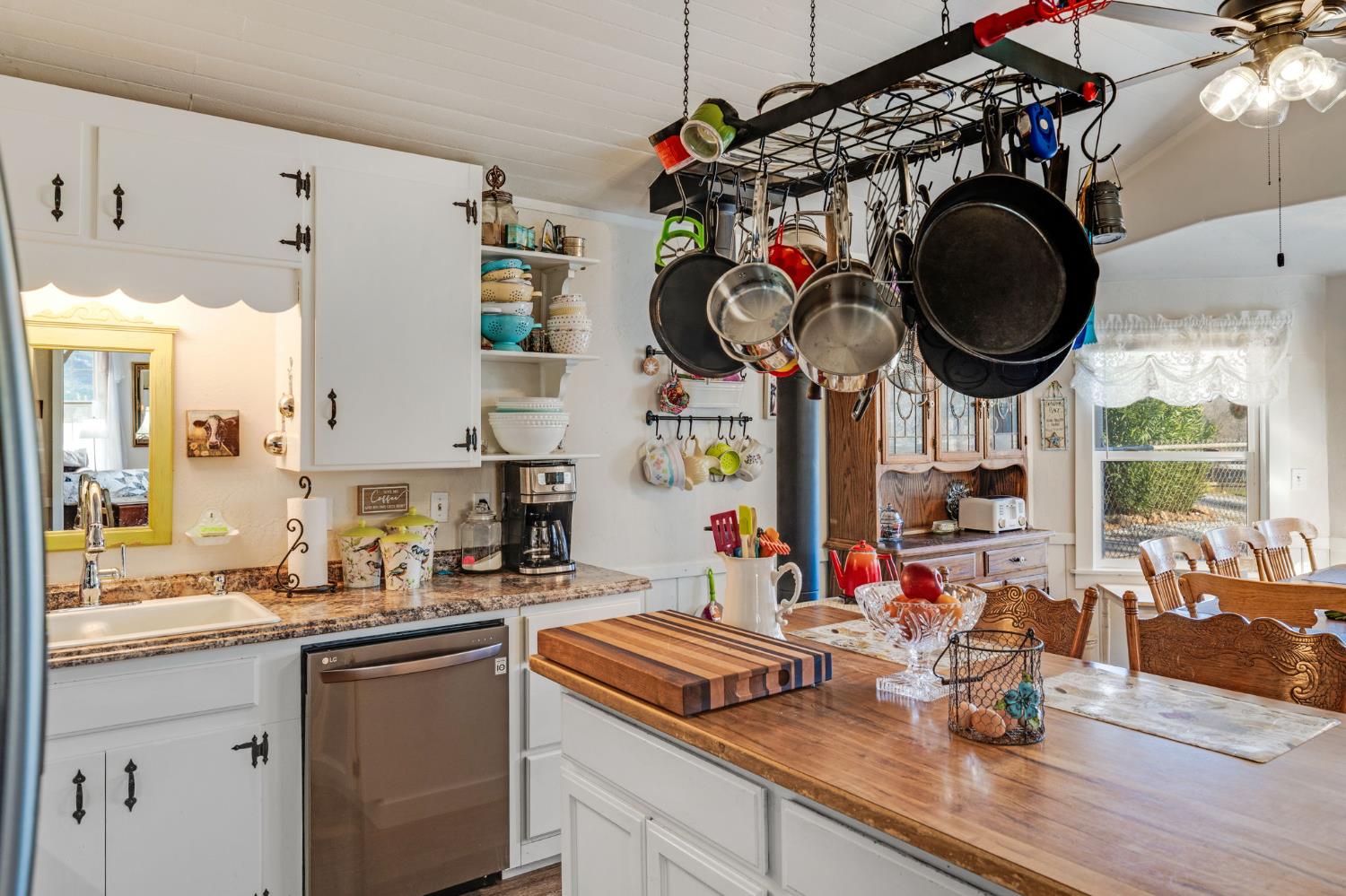 3217 Pleasant Valley Road Placerville, CA 95667 - Photo 21 of 69