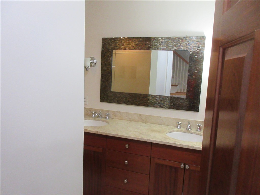 270 Waterman Street, Unit A Providence, RI 02906 - Photo 10 of 16 Same 2nd floor full bathroom & laundry