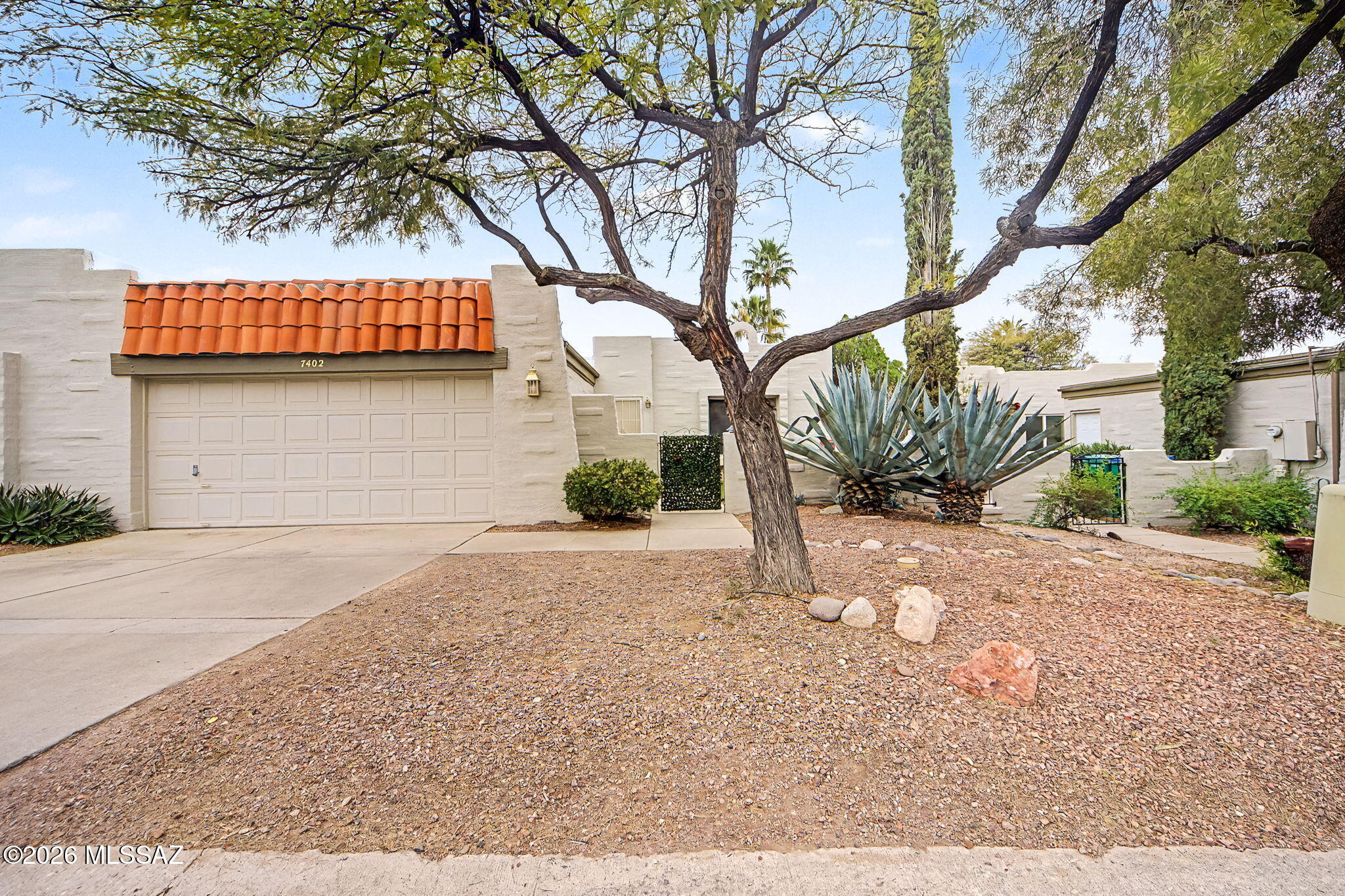 7402 East Wandering Road Tucson, AZ 85750 - Photo 36 of 38 Front