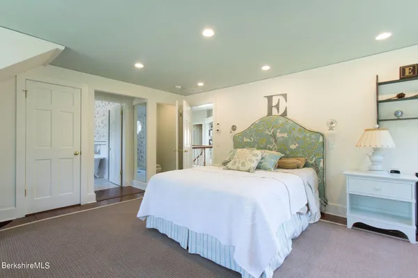 $3,550,000 | Undisclosed Address, Great Barrington, MA 01230