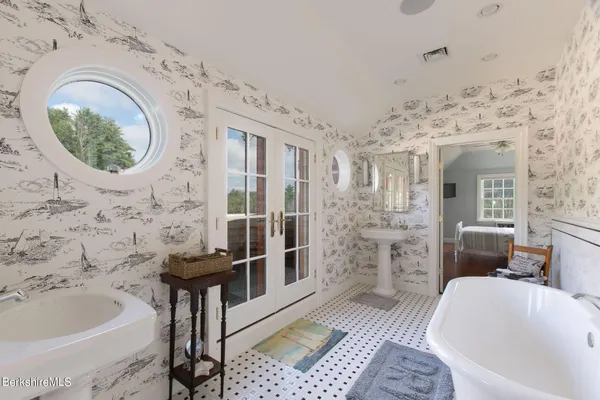 $3,550,000 | Undisclosed Address, Great Barrington, MA 01230