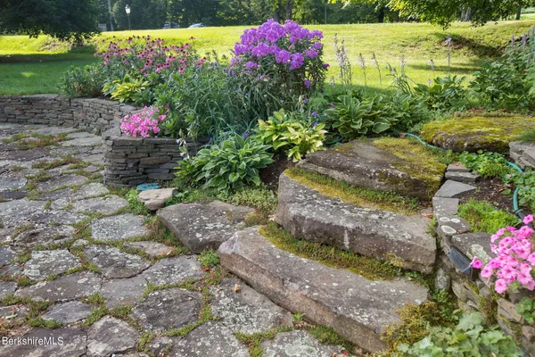$3,550,000 | Undisclosed Address, Great Barrington, MA 01230