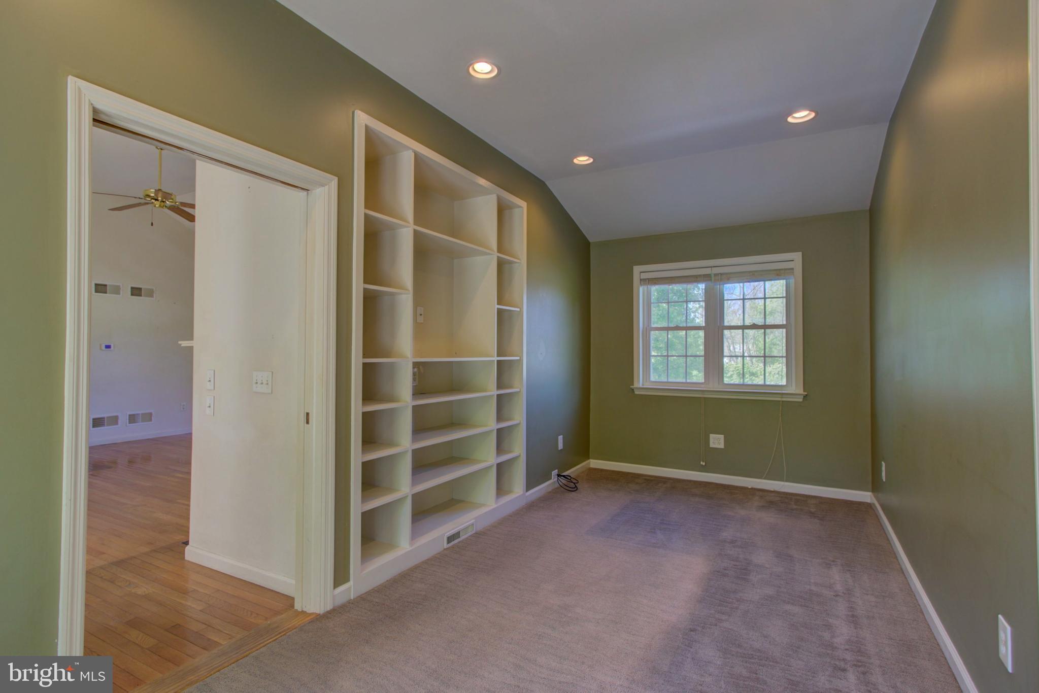 112 Commodore Drive Bainbridge, PA 17502 - Photo 18 of 35