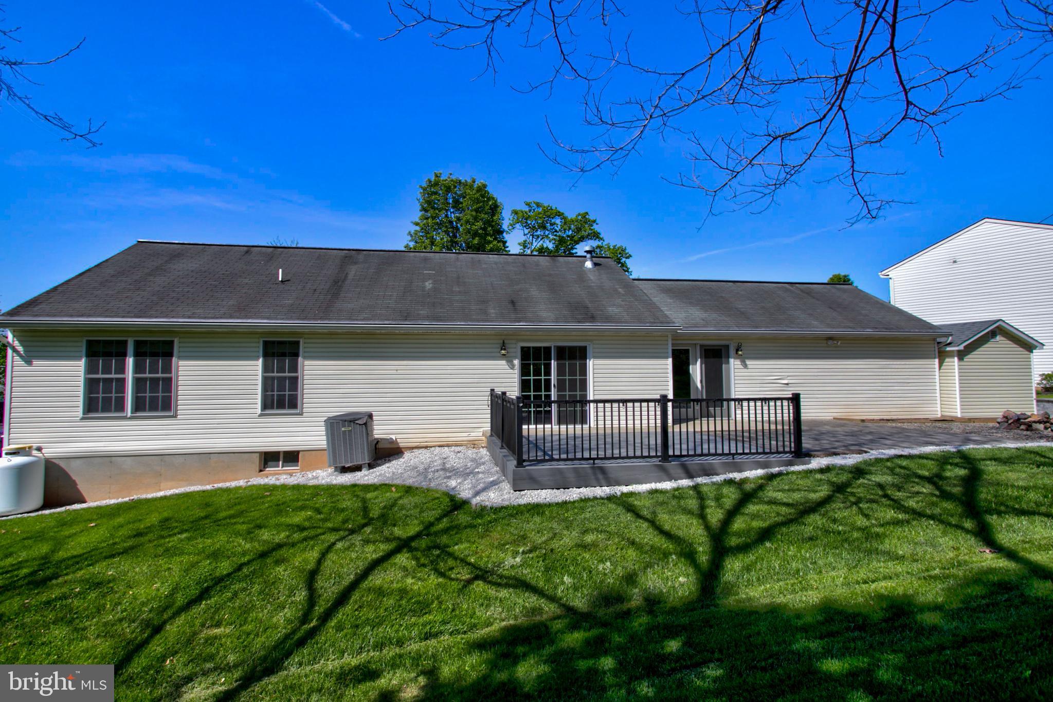 112 Commodore Drive Bainbridge, PA 17502 - Photo 31 of 35