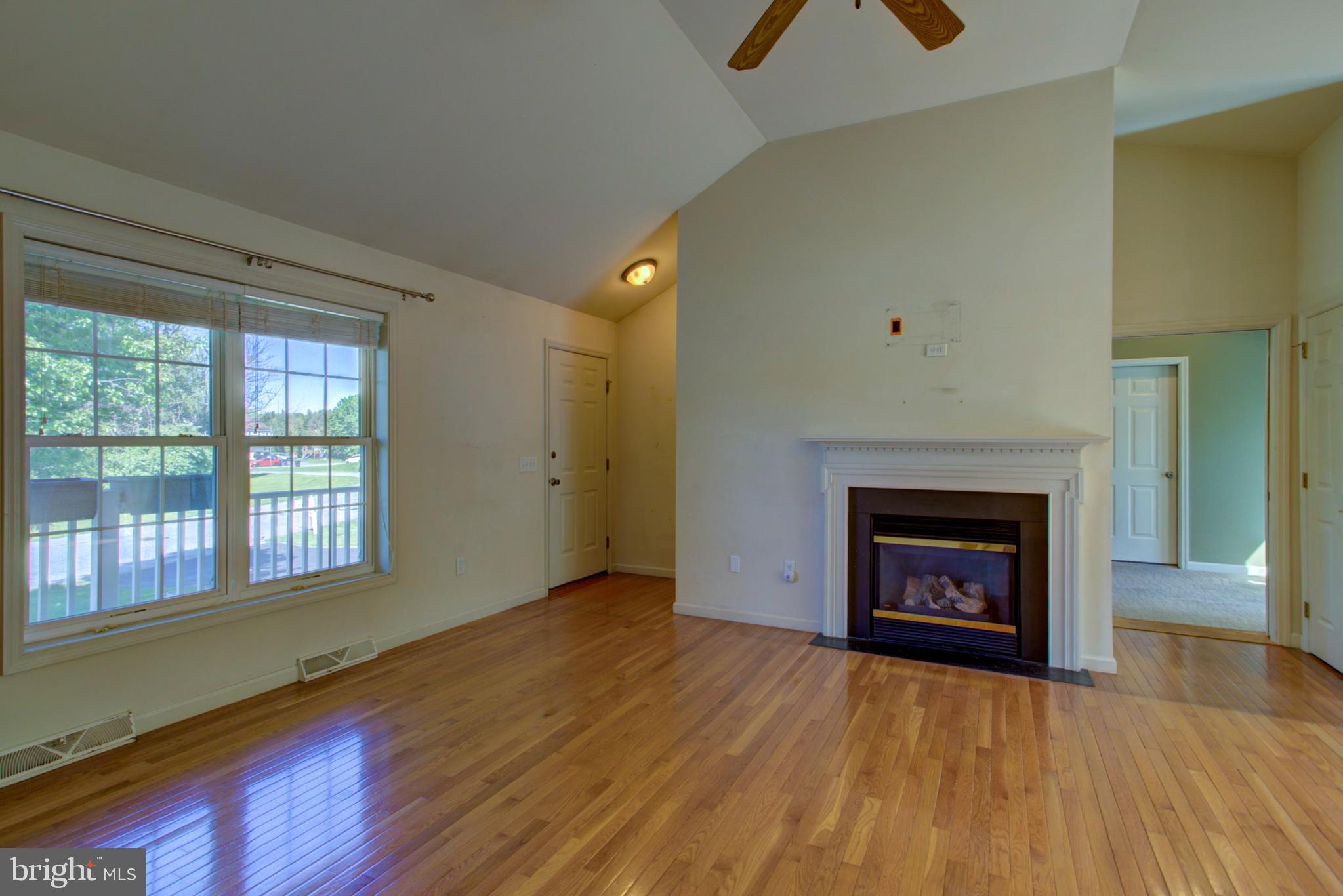 112 Commodore Drive Bainbridge, PA 17502 - Photo 6 of 35