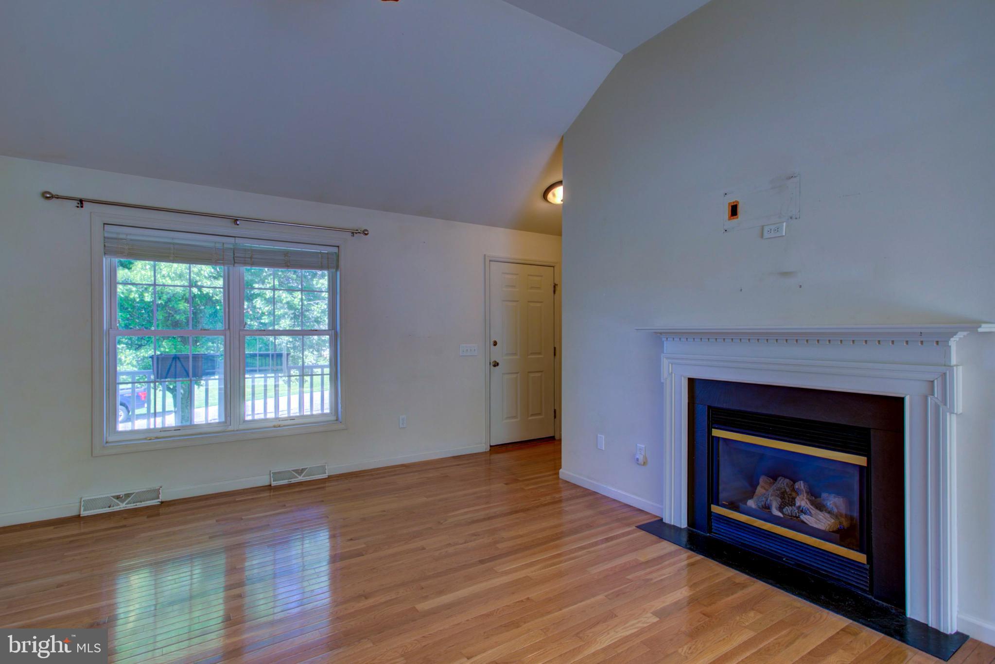 112 Commodore Drive Bainbridge, PA 17502 - Photo 7 of 35