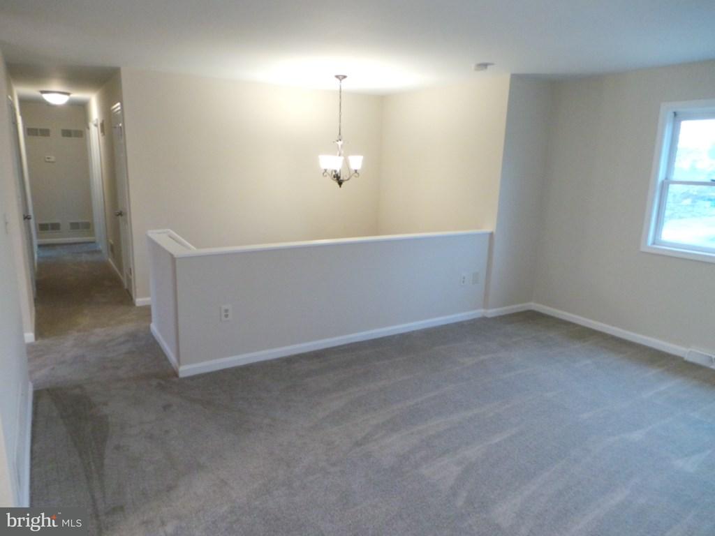 2382 Warwick Road York, PA 17408 - Photo 14 of 27 Gallery Image 14
