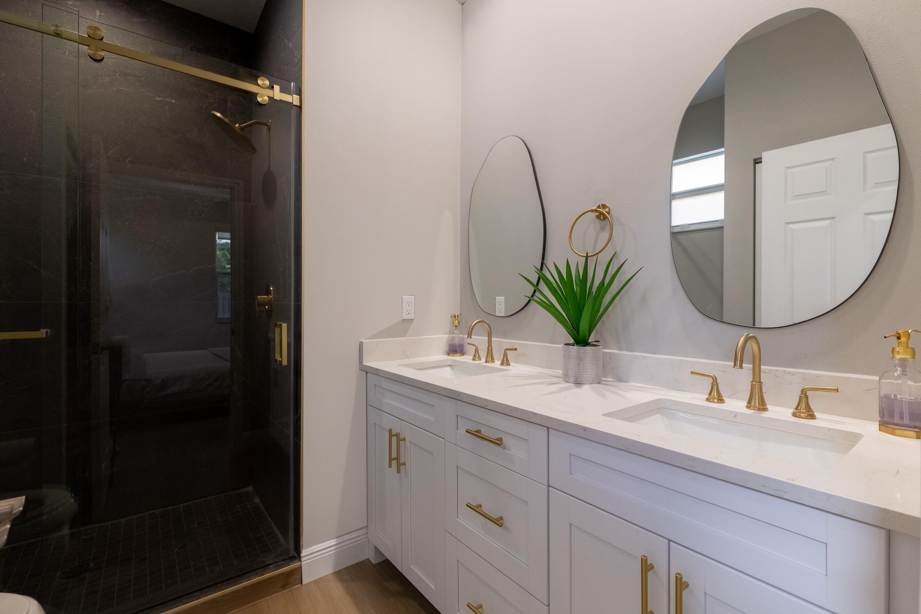 5601 Papaya Road West Palm Beach, FL 33413 - Photo 11 of 16 17