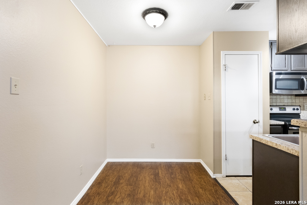 4803 Hamilton Wolfe Road, Unit 916 San Antonio, TX 78229 - Photo 14 of 25