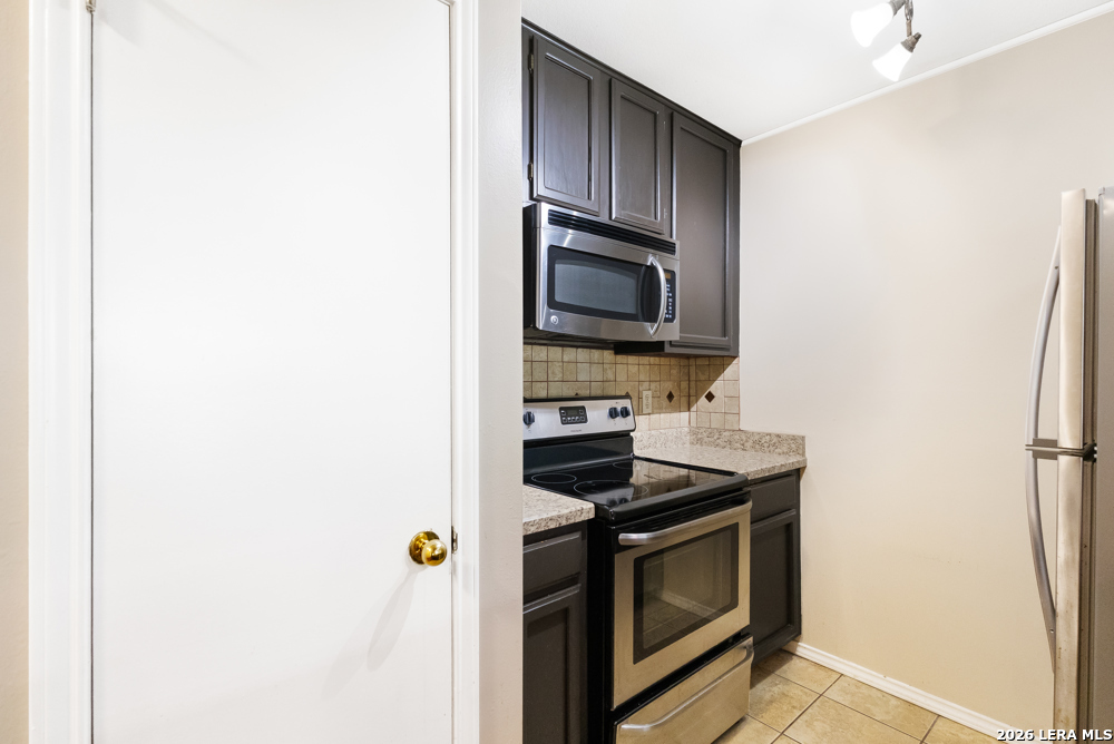 4803 Hamilton Wolfe Road, Unit 916 San Antonio, TX 78229 - Photo 16 of 25