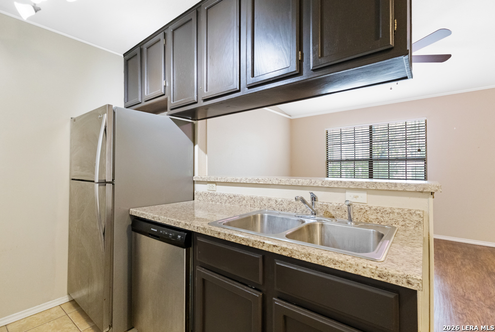 4803 Hamilton Wolfe Road, Unit 916 San Antonio, TX 78229 - Photo 18 of 25