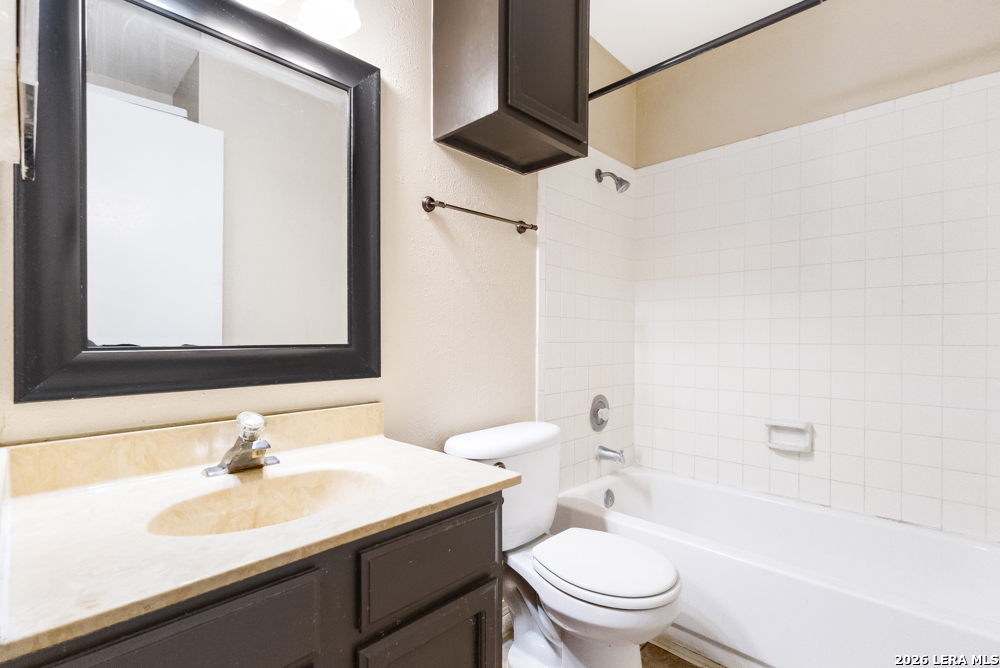 4803 Hamilton Wolfe Road, Unit 916 San Antonio, TX 78229 - Photo 22 of 25