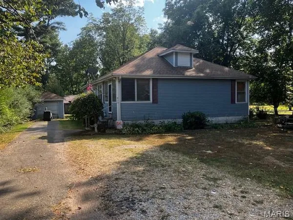 $74,900 | 813 Monroe Avenue, Campbell, MO 63933