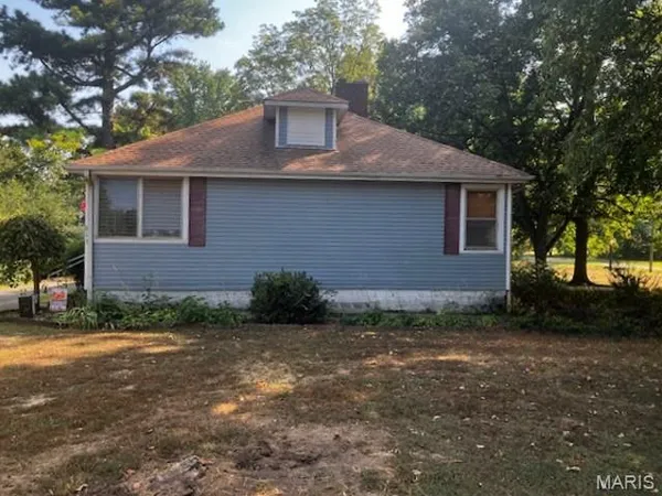 $74,900 | 813 Monroe Avenue, Campbell, MO 63933