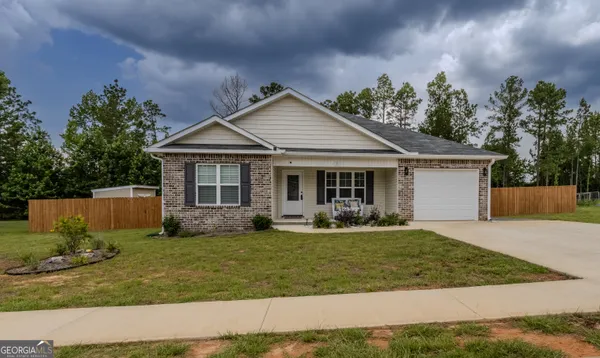 $239,900 | 150 Long Pines Circle, East Dublin, GA 31027