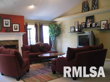 14226 East Tolle Road Mount Vernon, IL 62864 - Photo 3 of 17 Gallery Image 3