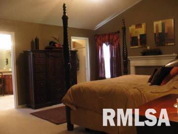 14226 East Tolle Road Mount Vernon, IL 62864 - Photo 10 of 17 Gallery Image 10