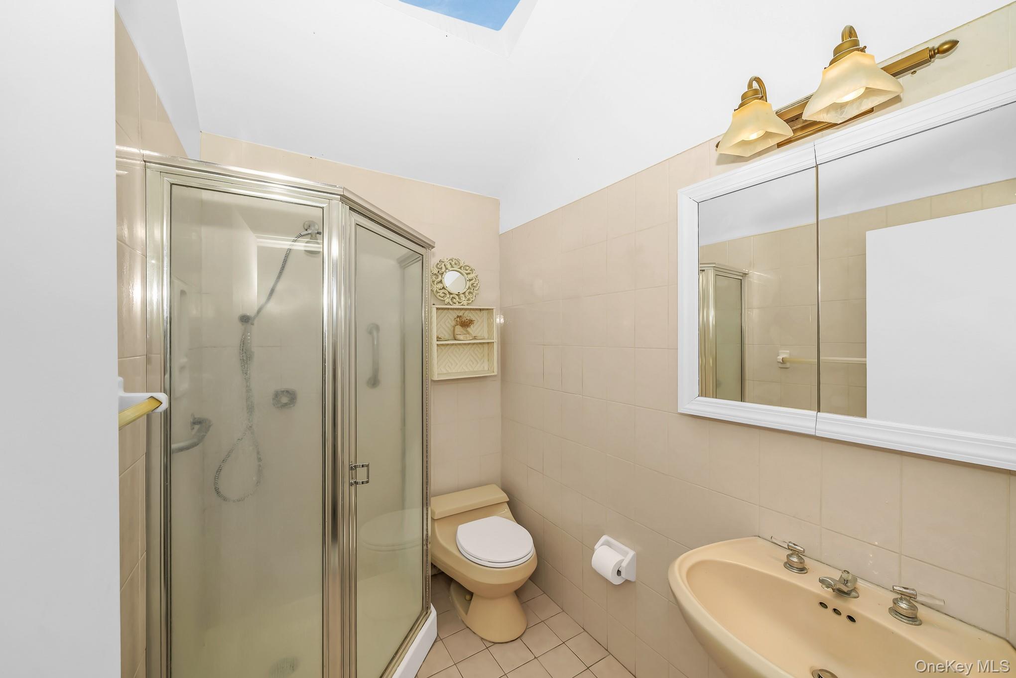 10 Rye Place Commack, NY 11725 - Photo 11 of 25