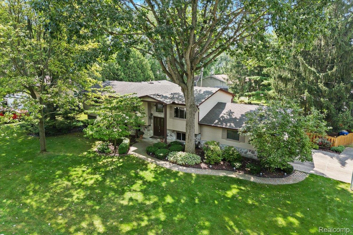 5375 Prentis Road Waterford, MI 48327 - Photo 38 of 52 38-5375 Prentis Rd.jpg