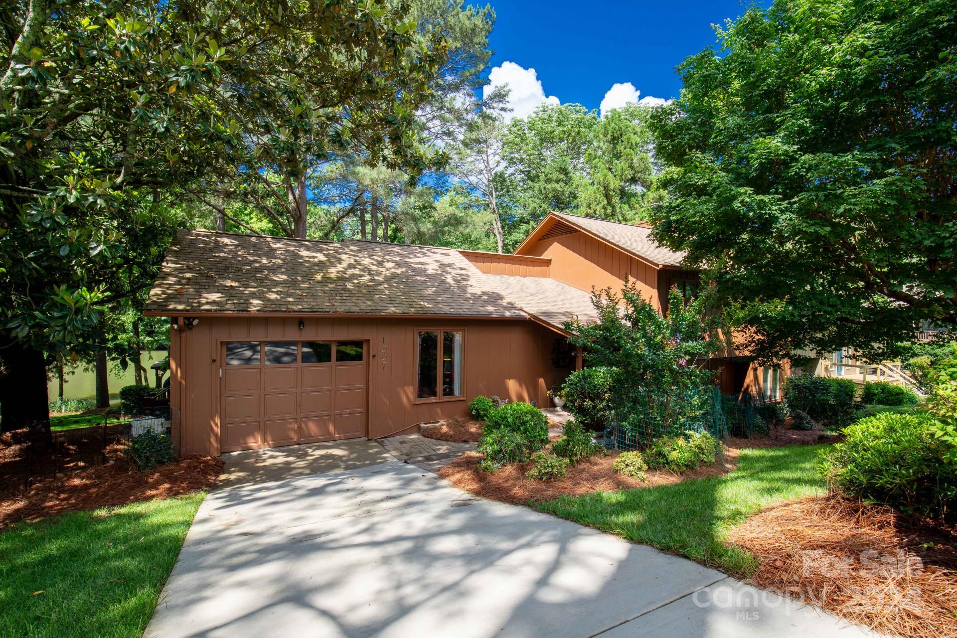 1007 Palmyra Drive Fort Mill, SC 29708 - Photo 2 of 39 Gallery Image 2