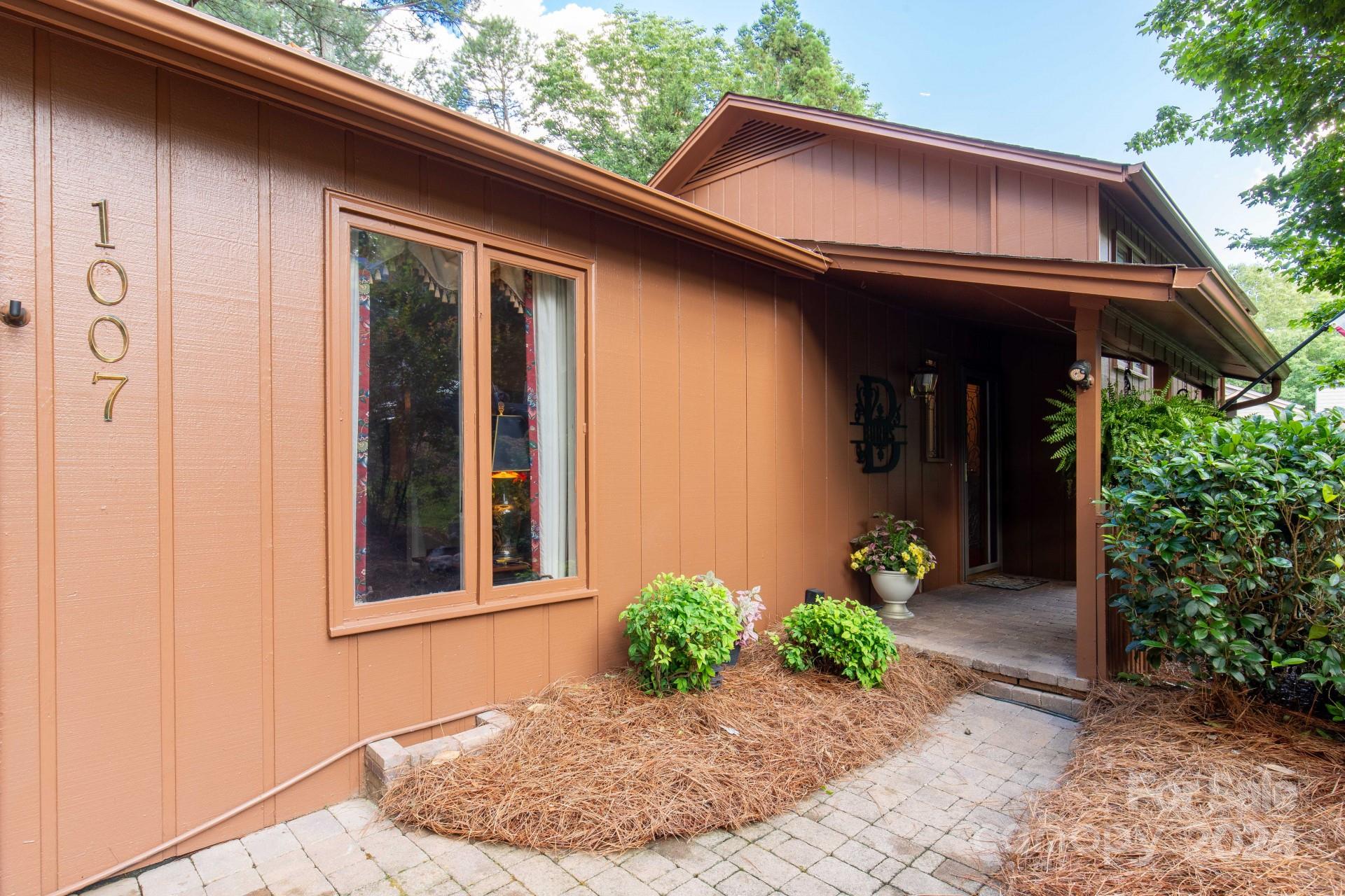 1007 Palmyra Drive Fort Mill, SC 29708 - Photo 4 of 39 Gallery Image 4