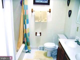 2819 Angus Road Philadelphia, PA 19114 - Photo 3 of 4