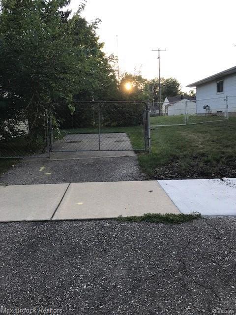 3104 Starr Road Royal Oak, MI 48073 - Photo 20 of 25