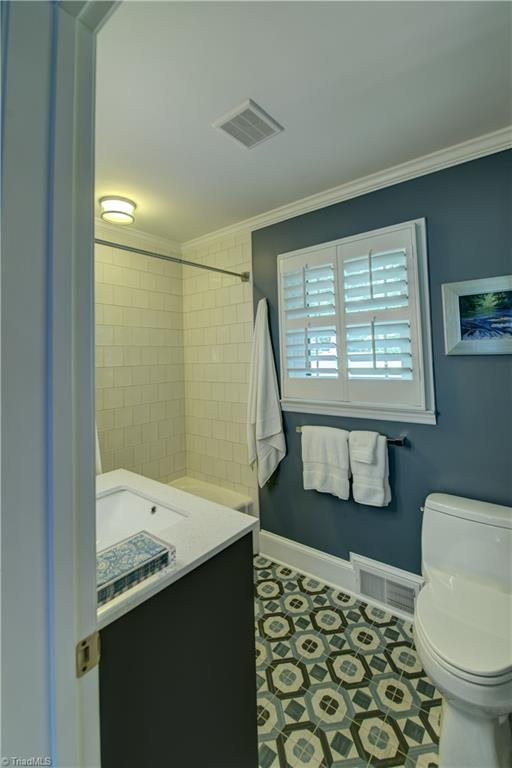 706 Chester Road Winston-Salem, NC 27104 - Photo 30 of 45 Gallery Image 30