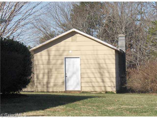 Outbuilding. 