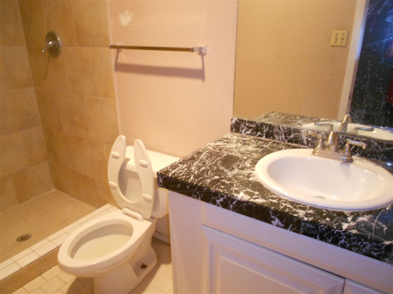 331 West Maple Loop Laredo, TX 78041 - Photo 7 of 8 Gallery Image 7