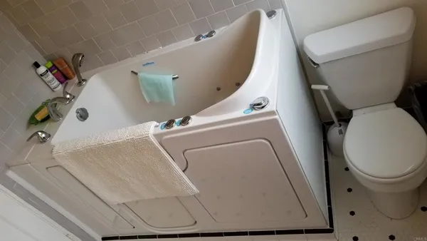 $5,950 | 8440 La Jolla Shores Drive, La Jolla, CA 92037