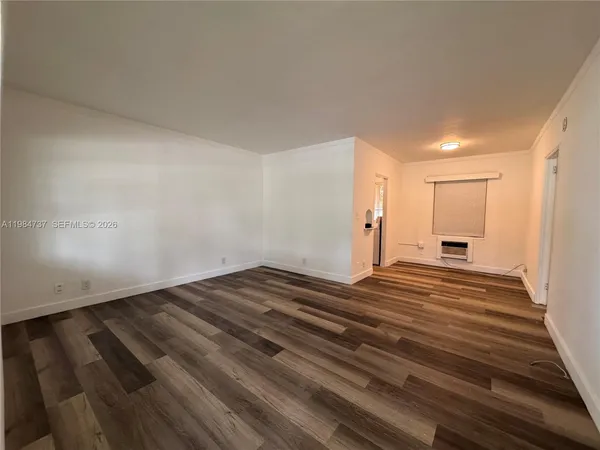 $1,500 | 1711 Fillmore Street, Unit 508, Hollywood, FL 33020
