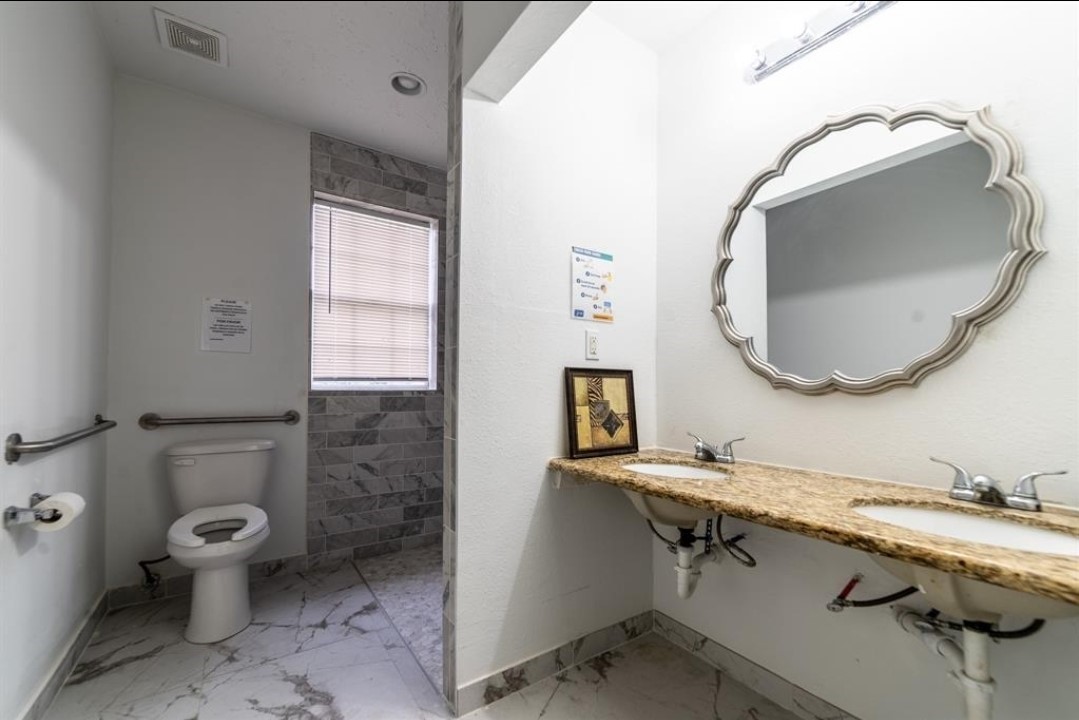 204 West Dallas Street Conroe, TX 77301 - Photo 13 of 20