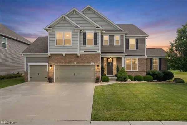 $799,900 | 111 Harvester Drive, Akron, OH 44321