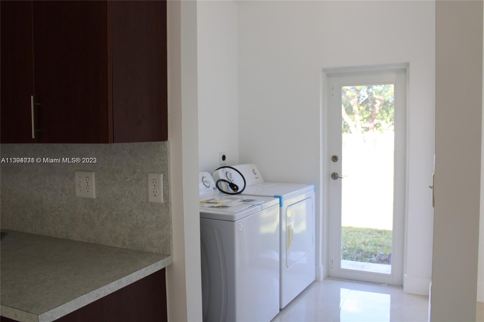 Blanche Ely Pompano Beach, FL 33060 - Photo 22 of 24 a close view of tap