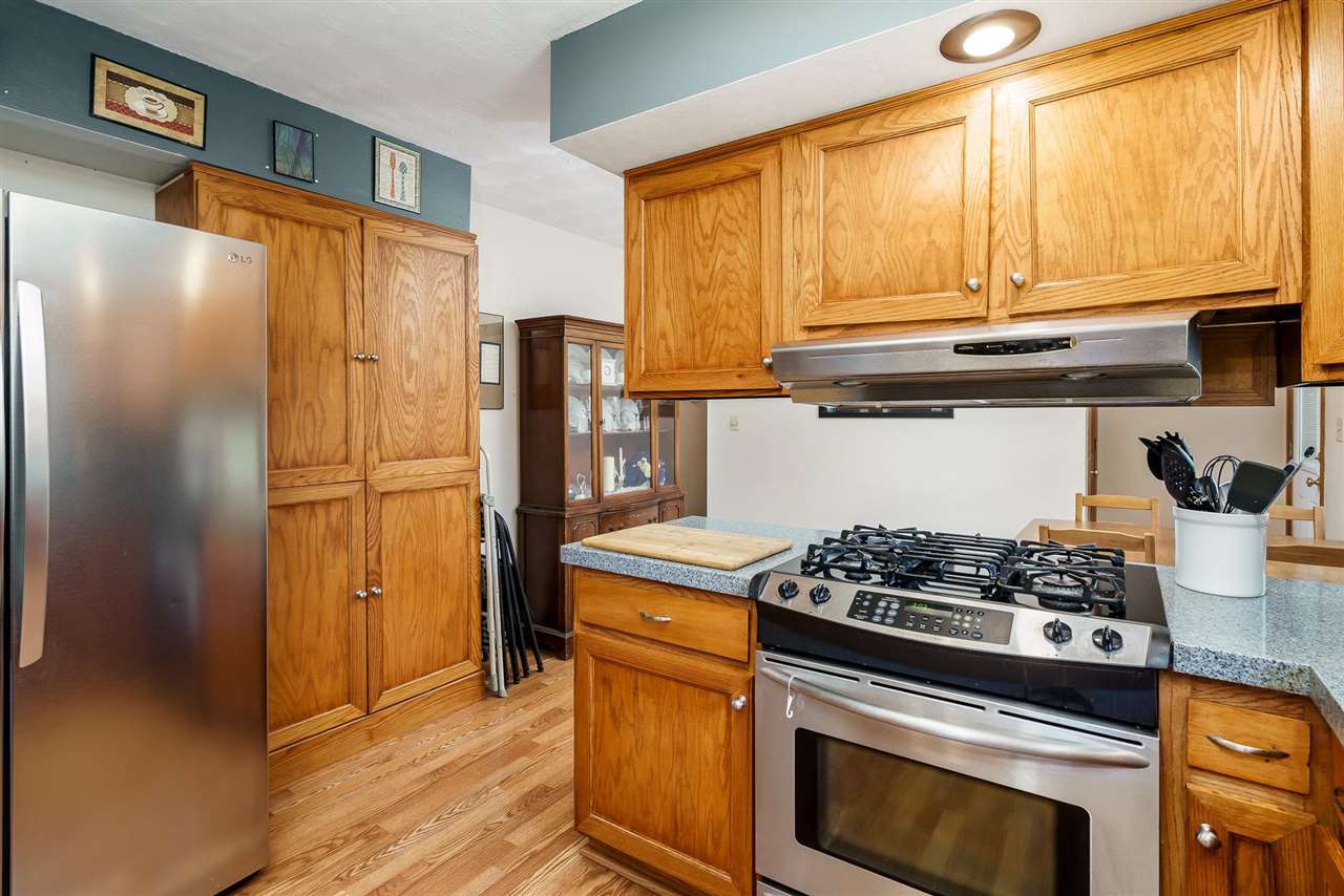 1214 Crest Lane Rochelle, IL 61068 - Photo 11 of 32 Gallery Image 11
