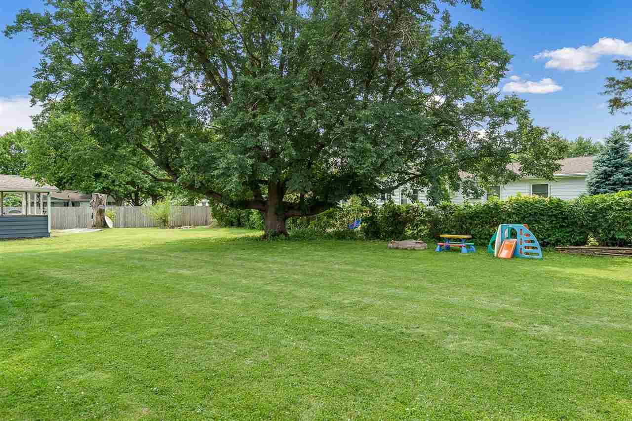 1214 Crest Lane Rochelle, IL 61068 - Photo 31 of 32 Gallery Image 31