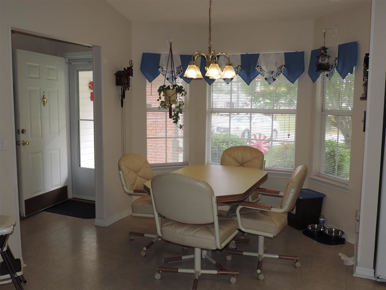 6739 Cedar Ridge Circle Milton, FL 32570 - Photo 12 of 40 Gallery Image 12