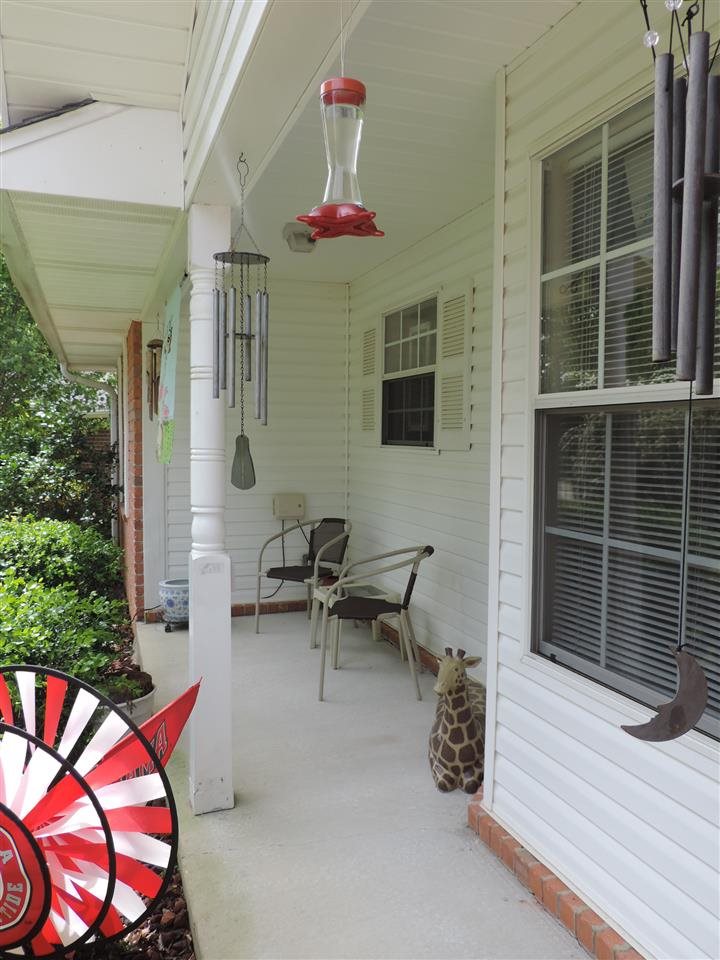 6739 Cedar Ridge Circle Milton, FL 32570 - Photo 5 of 40 Gallery Image 5