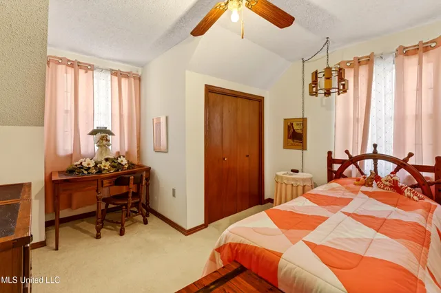 $450,000 | 25125 Road 394, Picayune, MS 39466