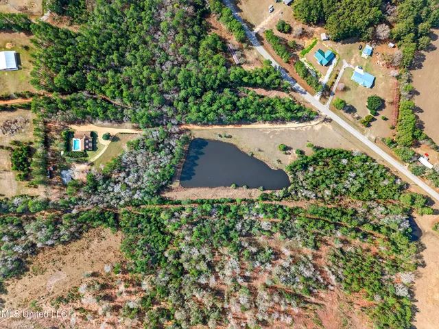 $450,000 | 25125 Road 394, Picayune, MS 39466