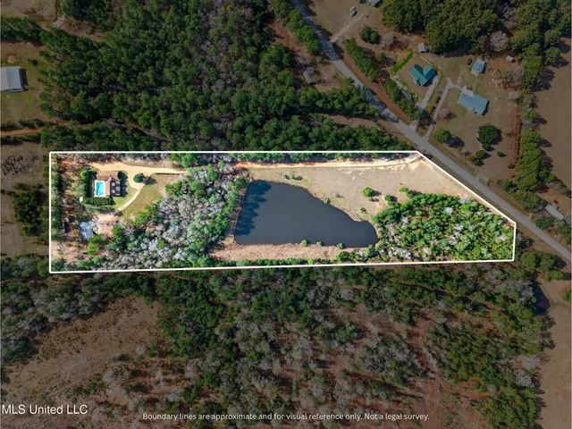 $450,000 | 25125 Road 394, Picayune, MS 39466